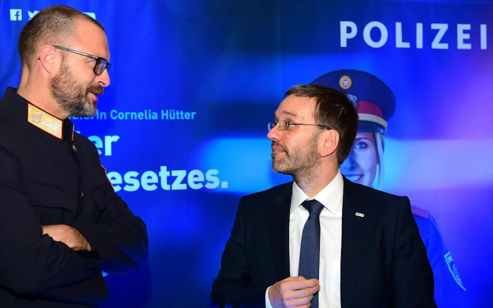 Pilsl mit dem inzwischen entlassenen FPÖ-Innenminister Herbert Kickl