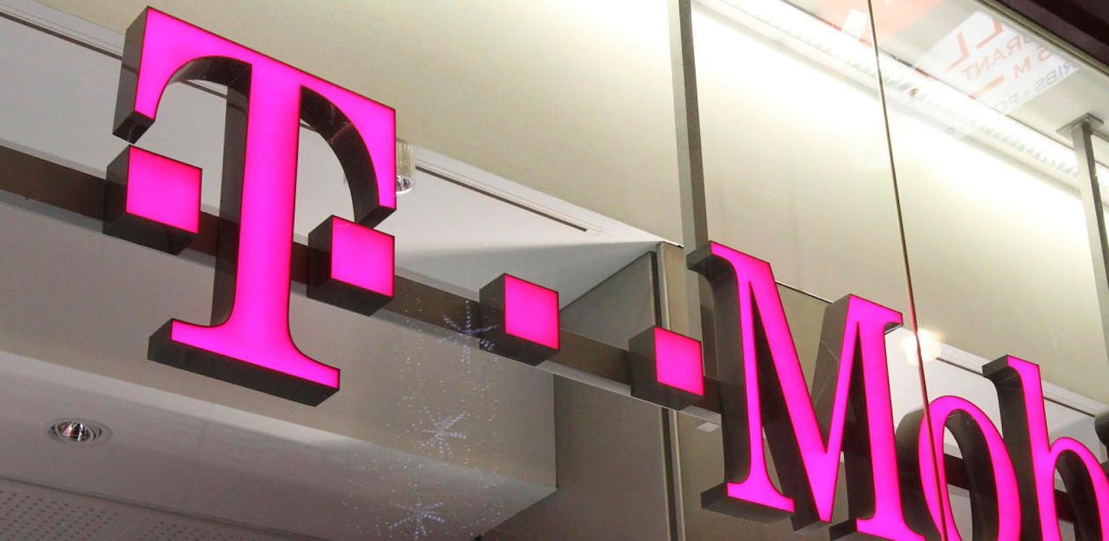 Mega-Deal: T-Mobile kauft UPC