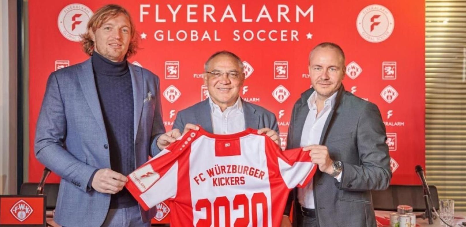 Felix Magath ist zurück im Fußball-Geschäft - als Chef der Abteilung &quot;Flyeralarm Global Soccer&quot; in Würzburg und der Admira. 