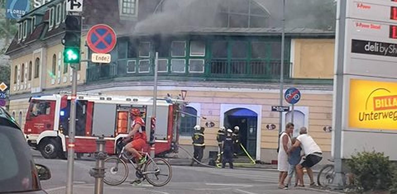 Großeinsatz Bei Brand In Wien-Floridsdorf | Heute.at