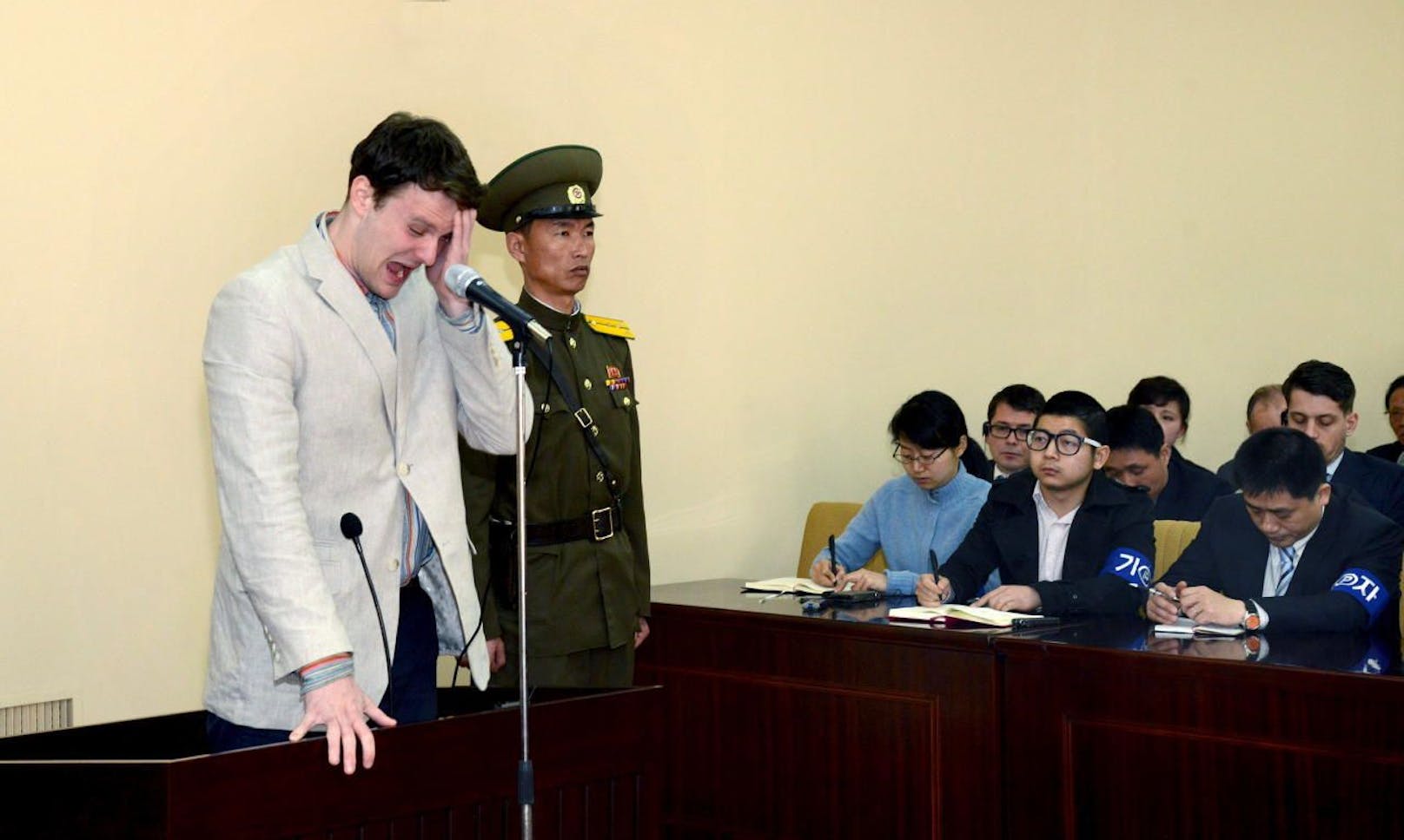 US-Student Otto Warmbier weinte bei seiner Anhörung in Nordkorea. 