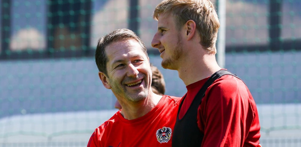 Franco Foda und Martin Hinteregger. Im Juni hatte der Frankfurt-Legionär noch gut Lachen.