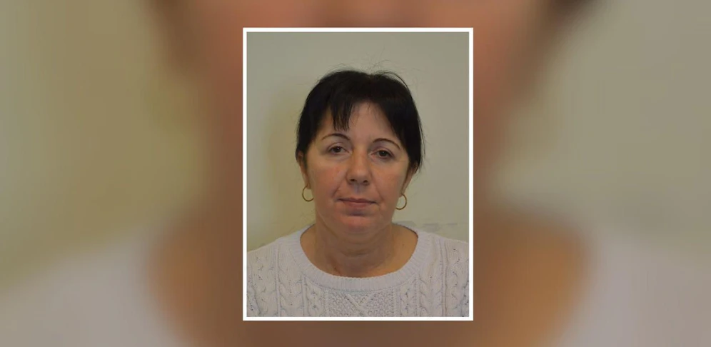 Weitere Opfer dieser Frau werden gesucht.