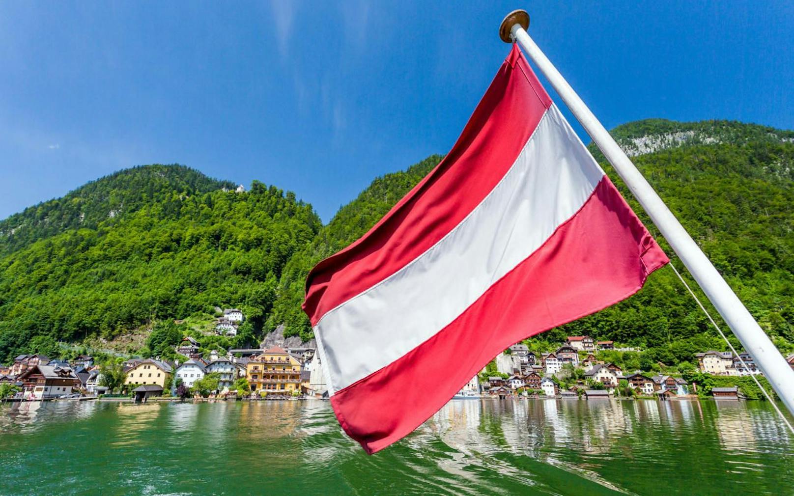 Neben den wunderschönen Seen und Gebirgszügen, wie dem Hallstätter See, gibt es in Österreich noch andere Kulturschätze, die gelegentlich für mehr Verständnisprobleme sorgen. 