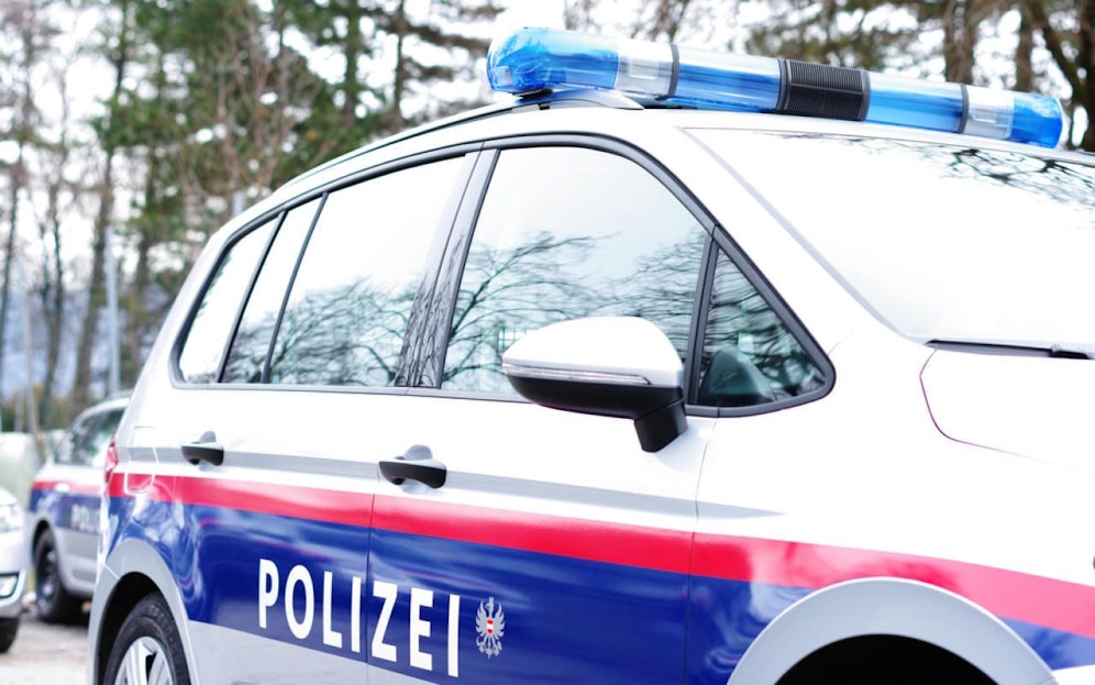 Die Polizei fahndet nach dem Unbekannten