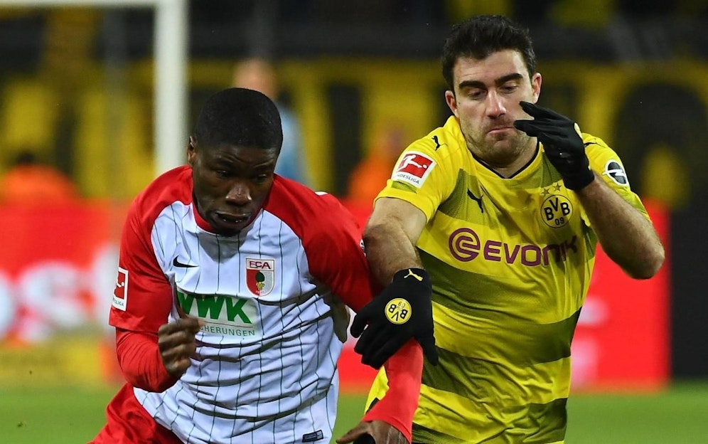 ÖFB-Legionär Kevin Danso (l.) glich gegen Dortmund zum 1:1 aus.