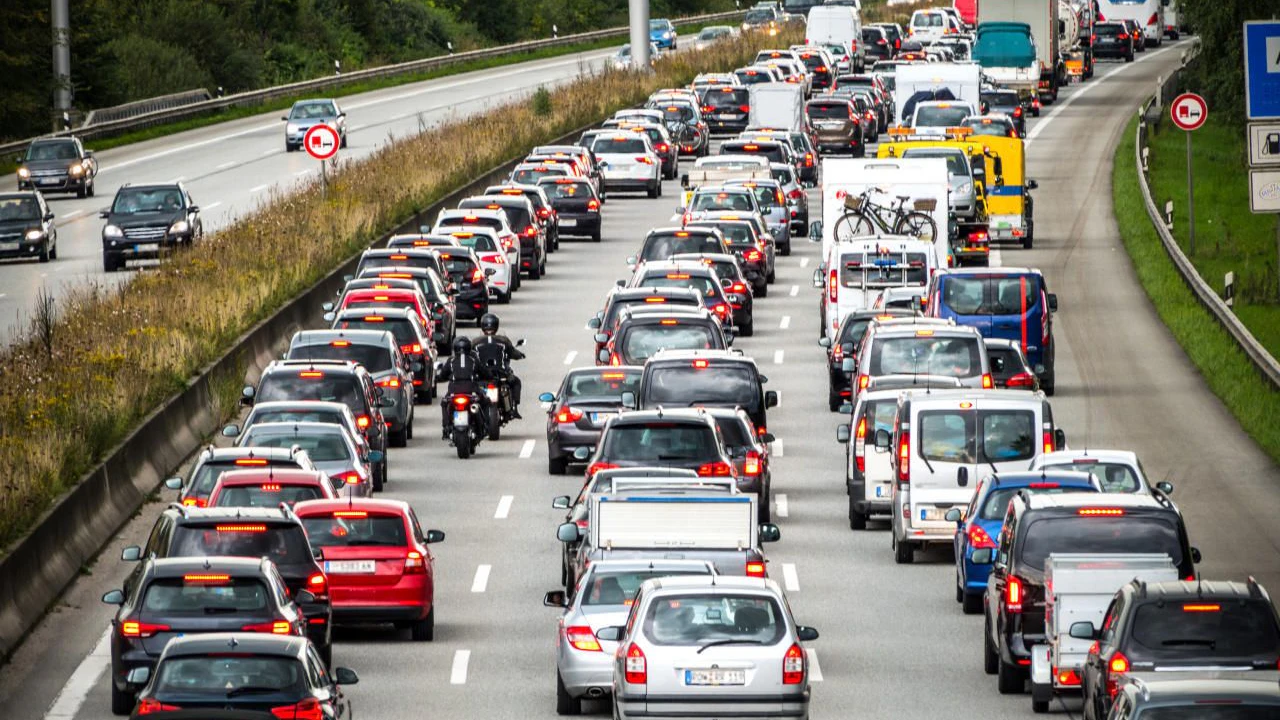 Heute.at - Ferienstart in 6 Bundesländern: Ab heute Stau-Chaos!