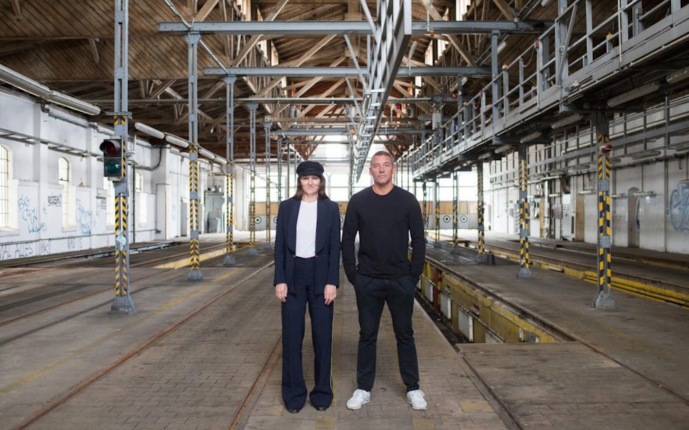 Barbara Eselböck und Alain Weissgerber wollen die alte Remise Wolfganggasse in Wien Meidling in einen "Lokvogel" verwandeln.