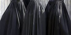 Taliban-Chef führt Burka-Pflicht für Frauen ein
