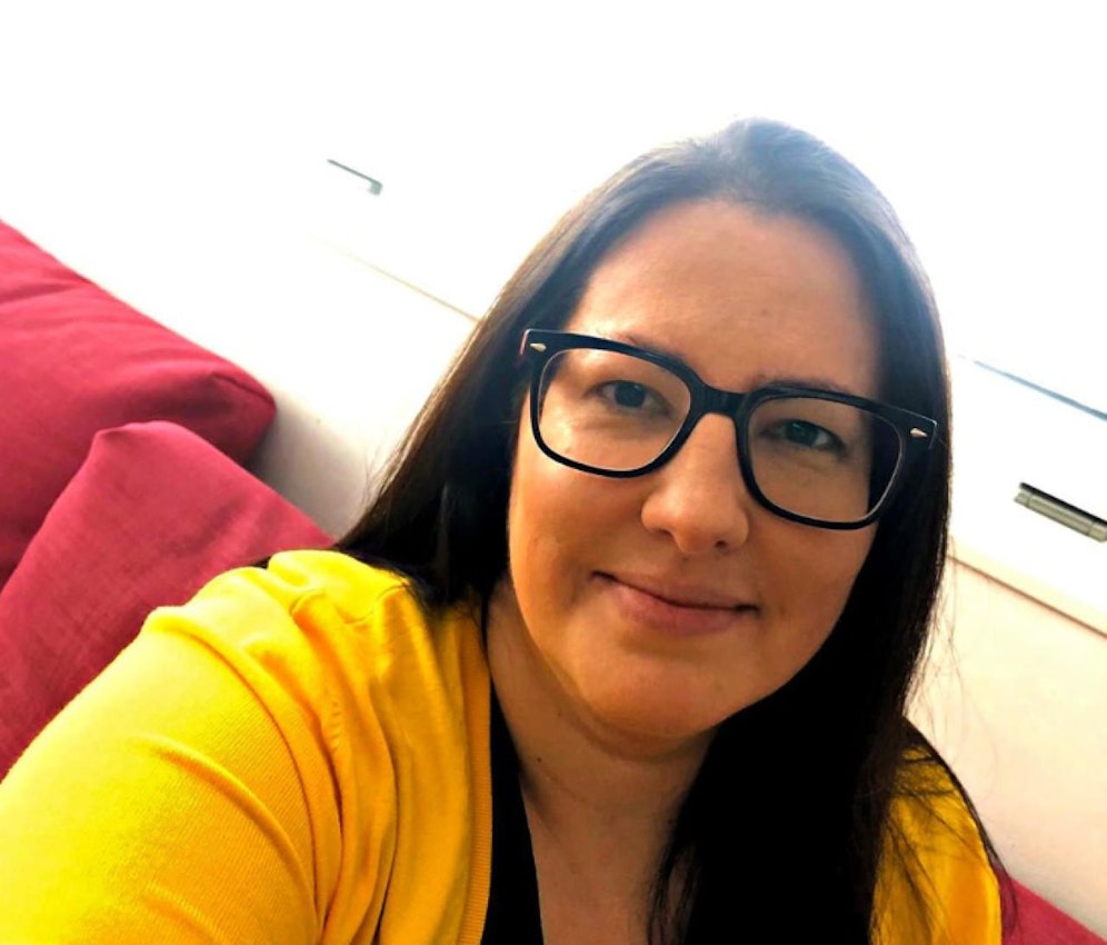 Wohnbaustadträtin Kathrin Gaal (SPÖ) meldet sich mit Selfie aus ihrer Corona-Quarantäne. Dafür gibt's von Parteifreund und Gesundheitsstadtrat Peter Hacker eine "virtuelle Umarmung"