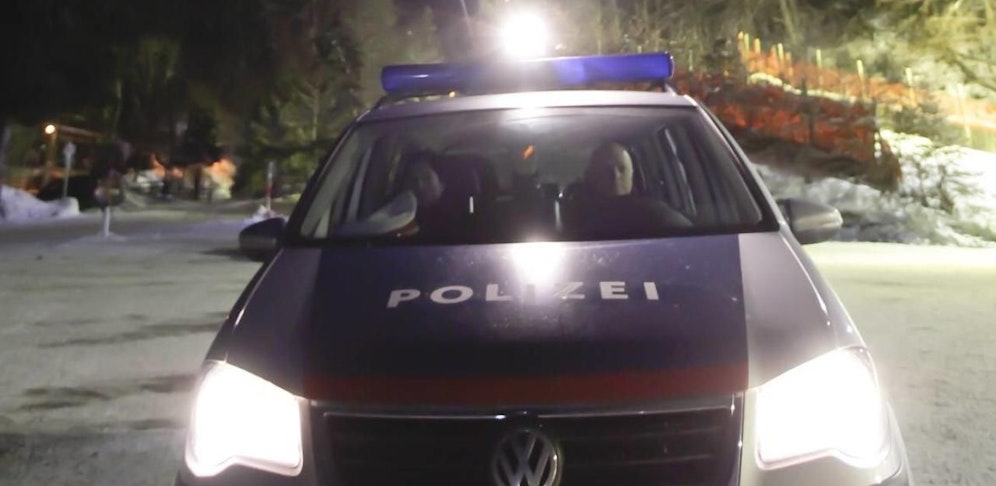 (Symbolbild) Der Betrunkene lieferte sich eine Verfolgungsjagd mit der Polizei durch mehrere Wörthersee-Gemeinden.