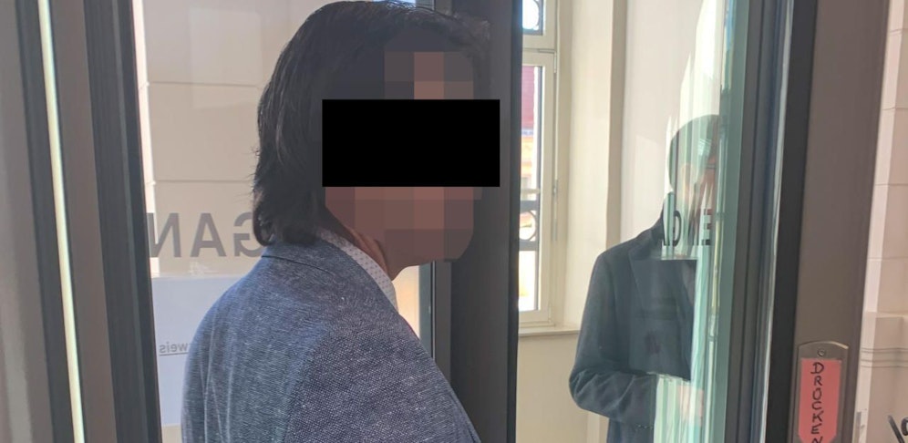 5 Apfel genommen: 90 Sozialstunden