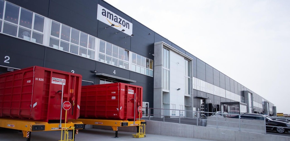 Amazon und Volkswagen planen eine Kooperation.