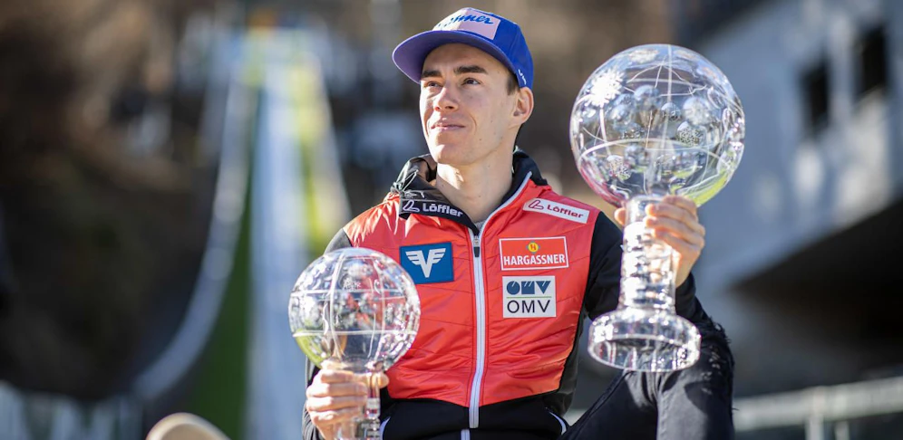 Stefan Kraft holte in diesem Winter sowohl die Kristallkugel im Skisprung-Weltcup als auch jene für den Skiflug-Weltcup. Ein großartiger Erfolg, der in Zeiten der Coronavirus-Krise leider untergeht. 