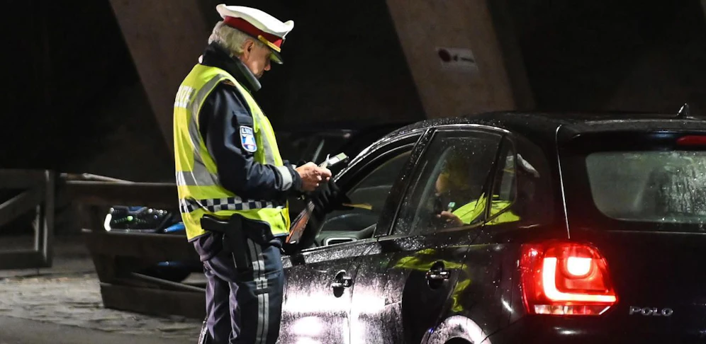 Bei Verkehrskontrollen gingen der Salzburger Polizei einige Verkehrssünder ins Netz.(Symbolbild) 