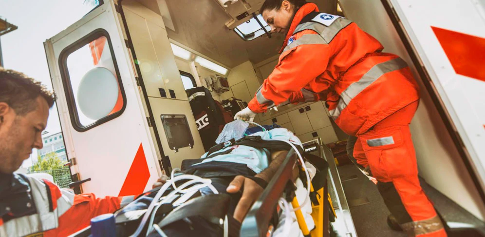 Die Basketballspieler Darrel Bowie und Joseph McClain mussten mit vielfachen Stichverletzungen in ein rumänisches Krankenhaus eingeliefert werden. (Symbolfoto) 