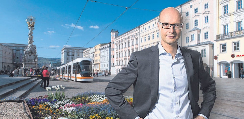 Detlef Wimmer (FPÖ) kann sich günstigere Linz-Öffi-Tickets auch für Pendler vorstellen.