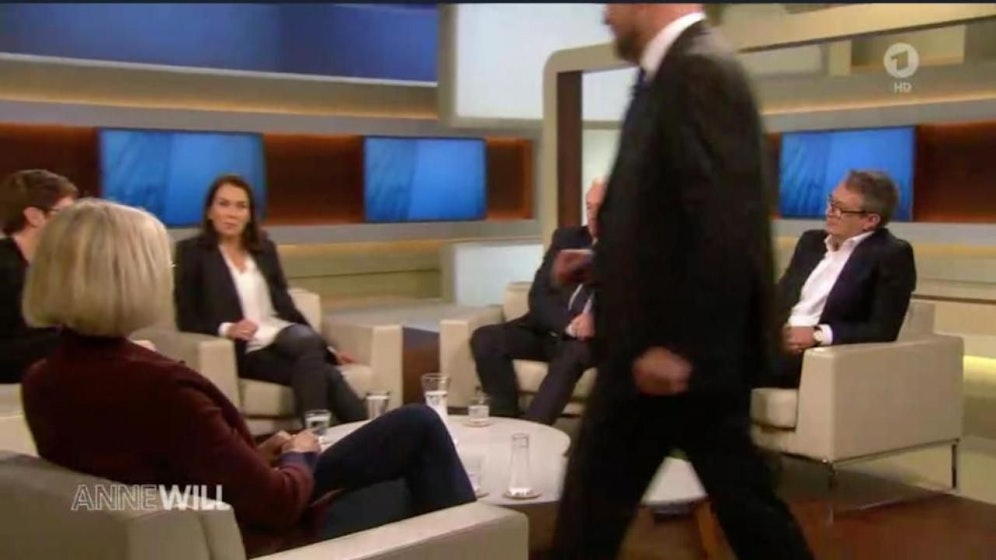 Martin Schulz lief mitten durchs Bild.