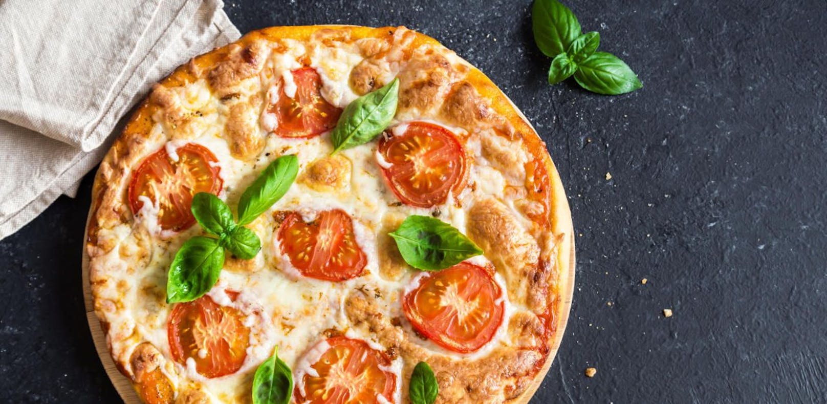 Italiener lieben Pizza ... und wollen sie zum Kulturerbe erklären lassen. (Symbolbild)