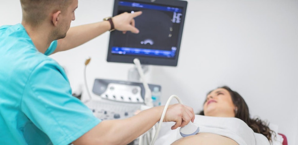 Die Schwangere beschwerte sich, dass der Arzt keine Zeit für Fragen hatte.