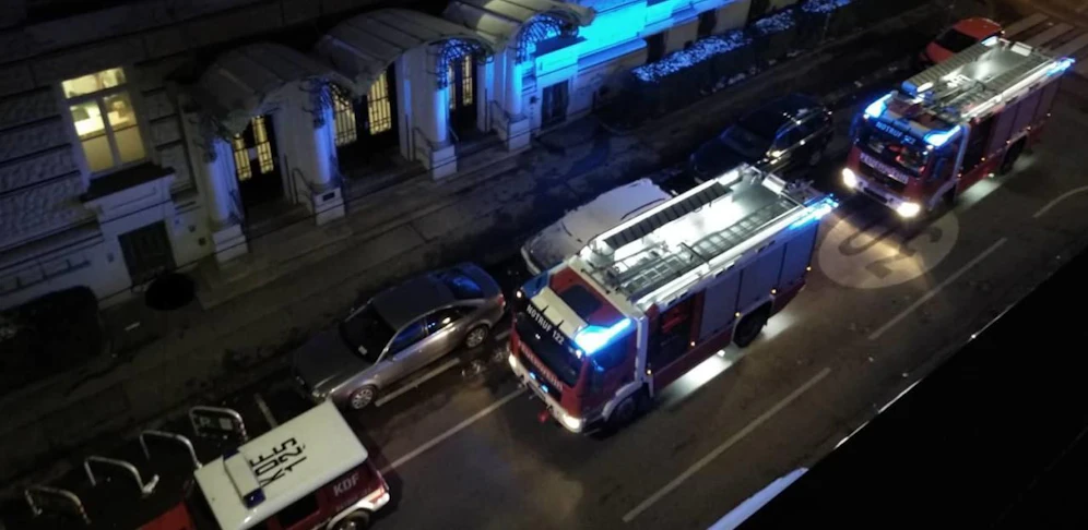 Um 23 Uhr ging der Alarm bei der Wiener Berufsfeuerwehr ein.
