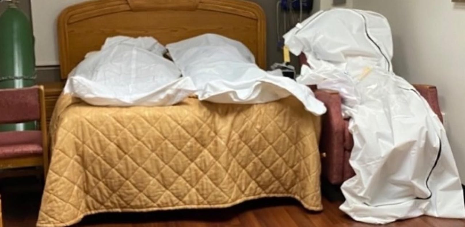 Detroit: Auf Betten und Sofas liegen Leichensäcke