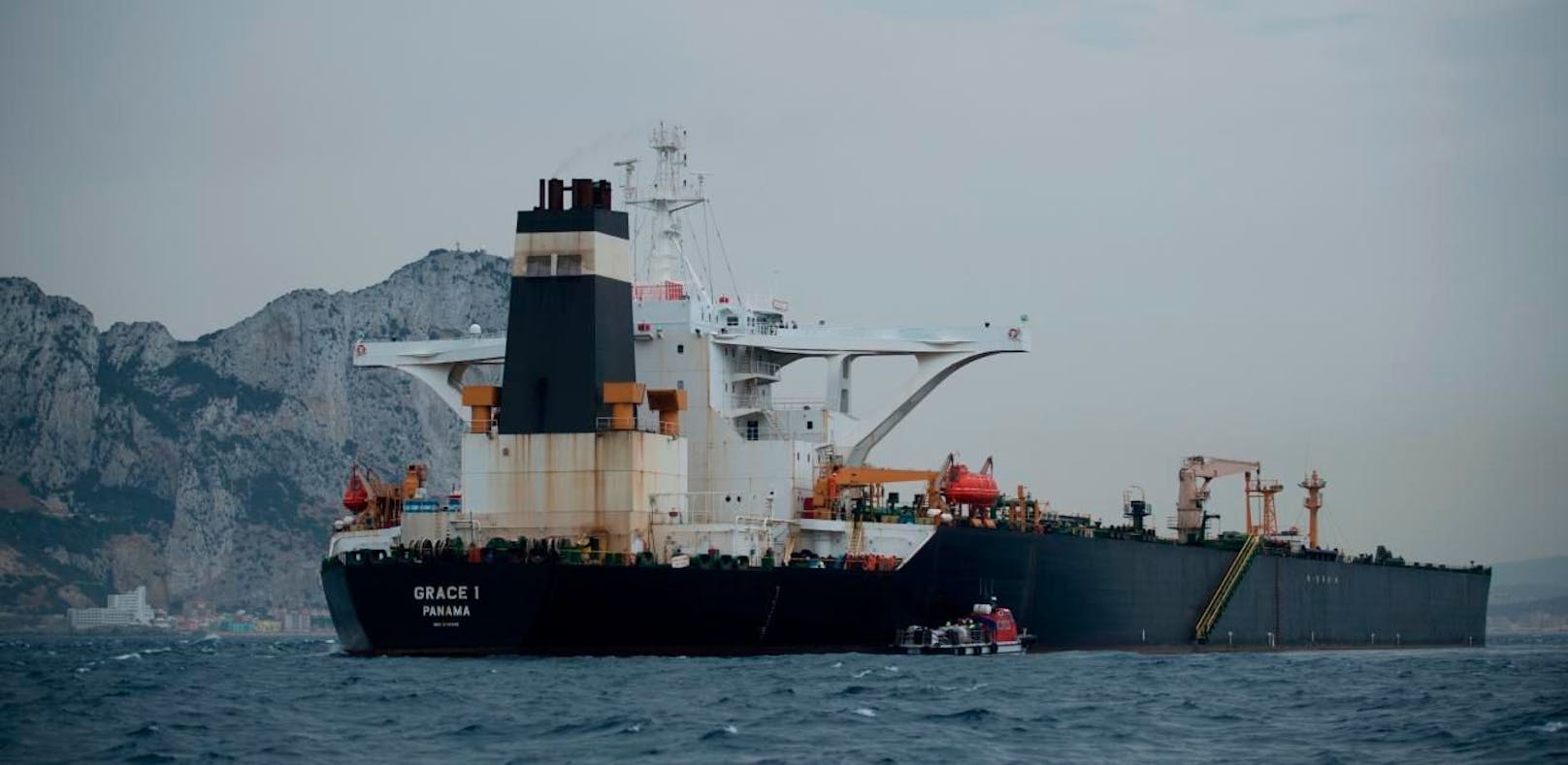 Iran will britischen Öltanker stoppen