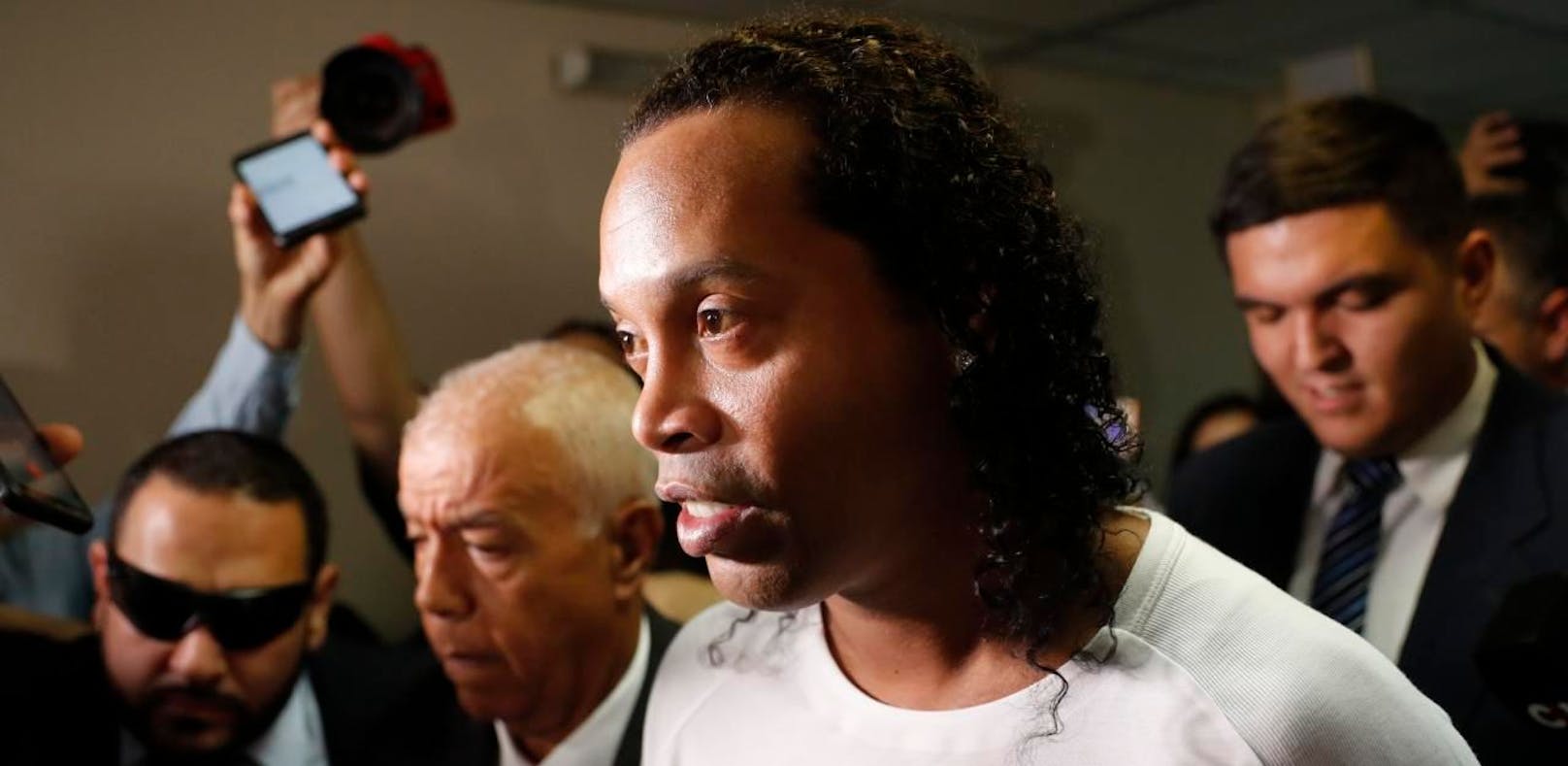 Legende Ronaldinho bleibt in Untersuchungshaft