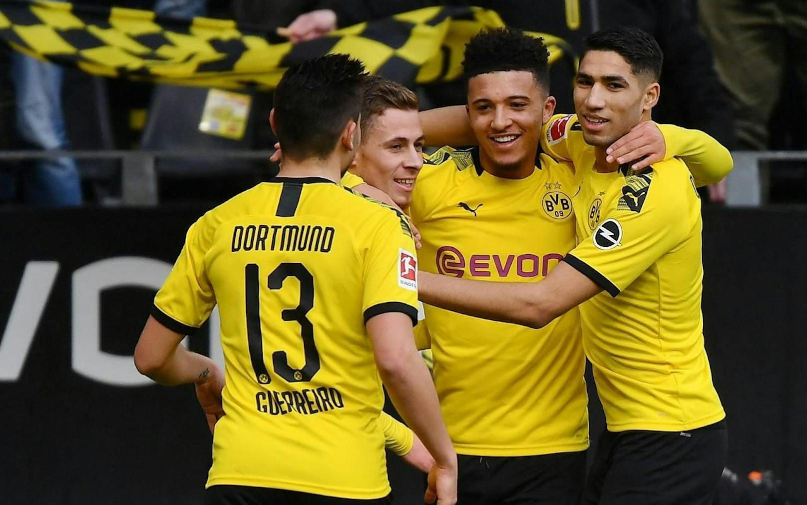 Jadon Sancho lässt Borussia Dortmund jubeln.