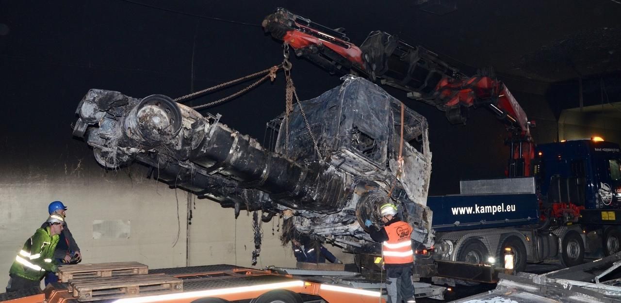 Feuer im Tunnel 180.000 Euro Schaden