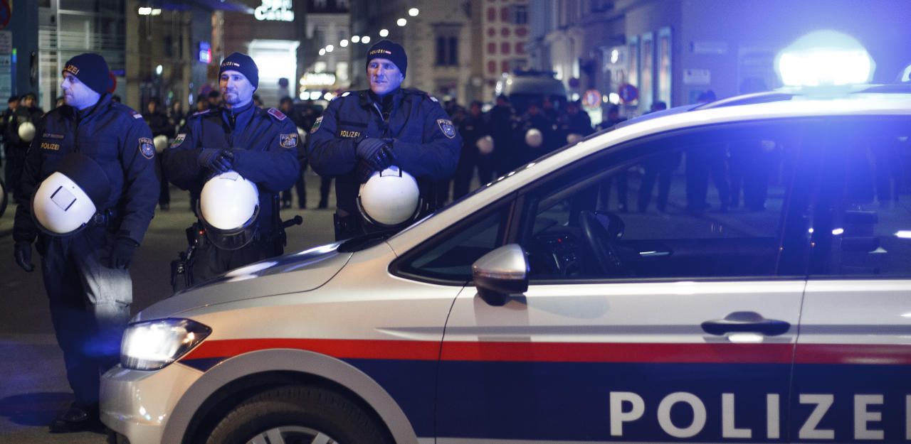 Heute.at - Wiener nach Akademiker-Ball ins Gesicht geprügelt