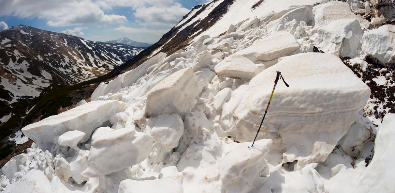 Heute.at - Lawinenopfer rief mit Handy Einsatzkräfte
