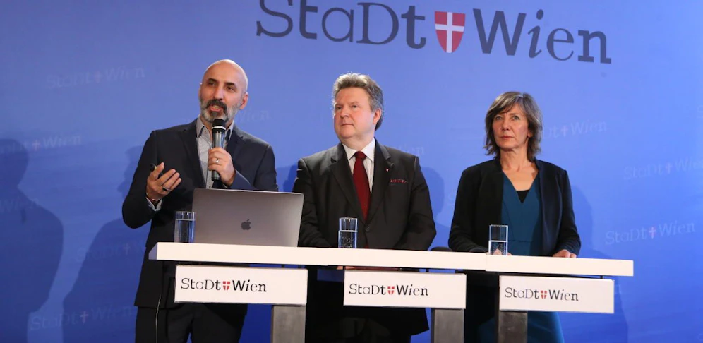 Integrationsexperte Kenan Güngör betreut das Pilotprojekt der Stadt Wien