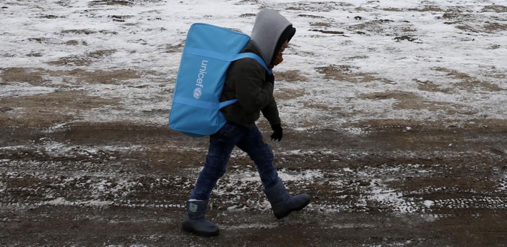 Der Aufenthalt von etwa 10.000 Kindern und Jugendlichen ist unbekannt.