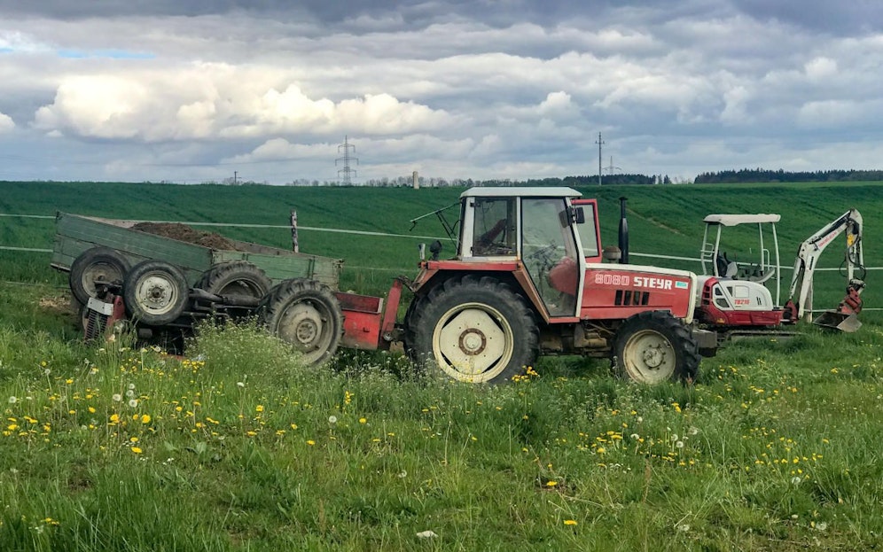 Der 40-jährige Landwirt starb noch an der Unfallstelle.