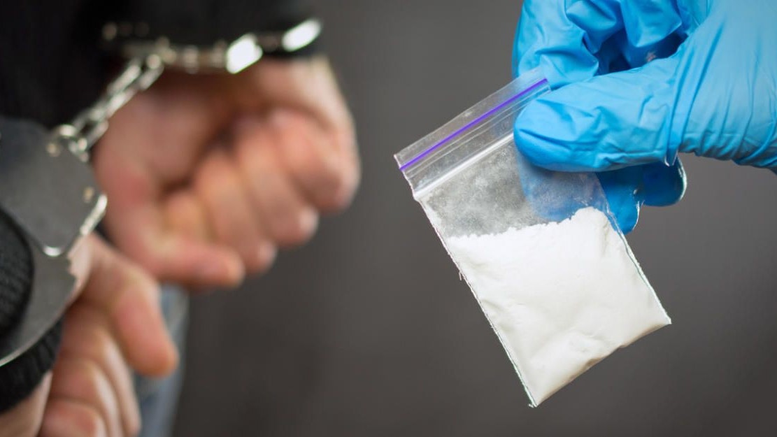 Heute.at - 10-fach-Vater als Dealer – jetzt klickten Handschellen