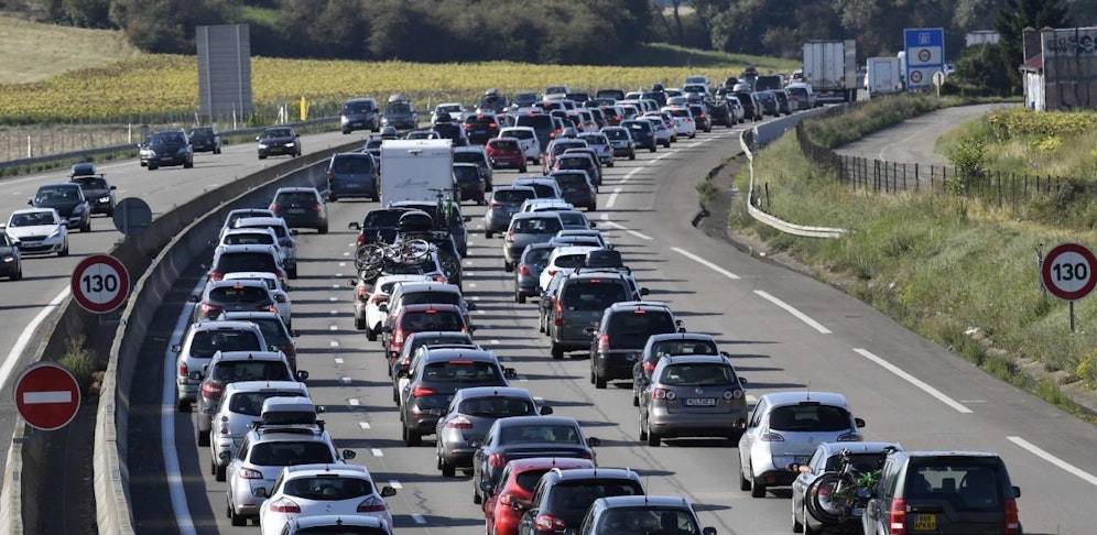Am Wochenende kommt es in Österreich zu massiven Staus und Verkehrsverzögerungen. (Symbolbild)
