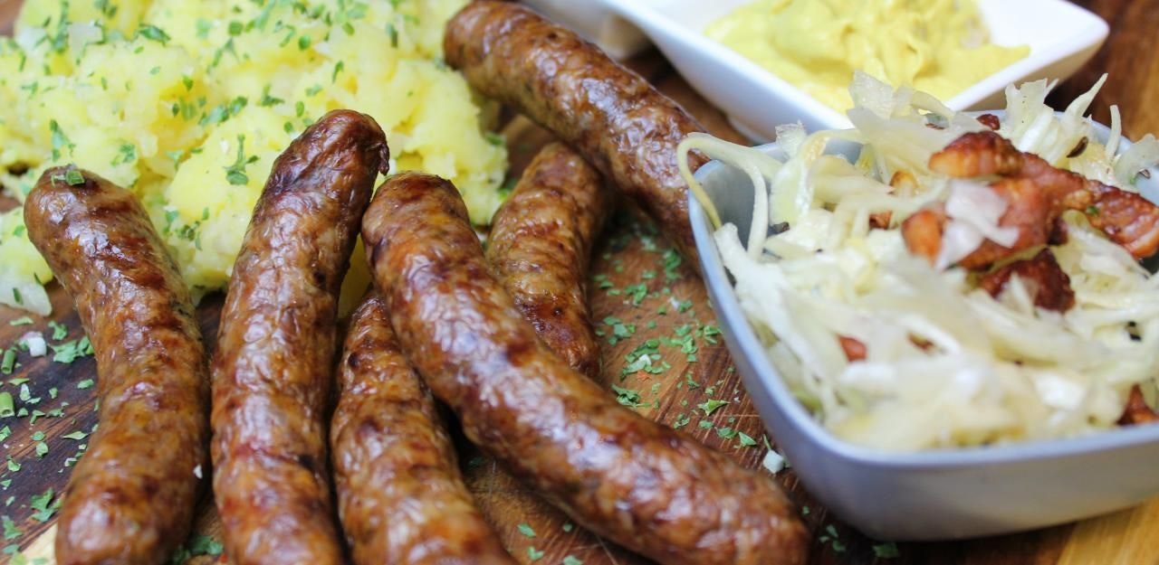 Heute.at - Reh-Bratwurst selber machen
