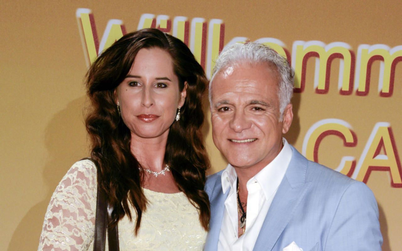 Heute.at - Rosenkrieg: Nino de Angelos Ex schlägt zurück