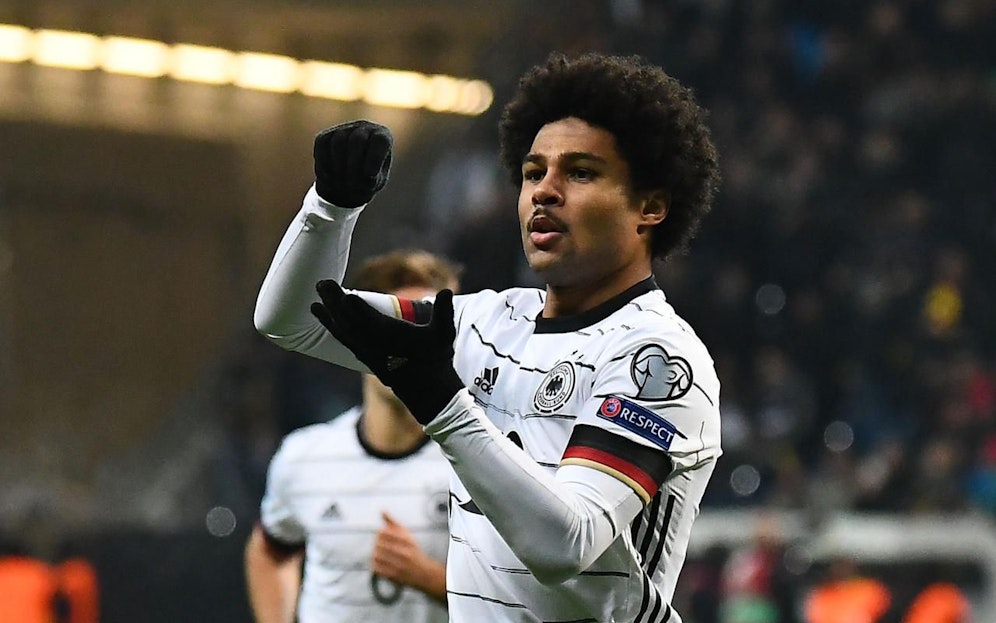 Serge Gnabry jubelt. 