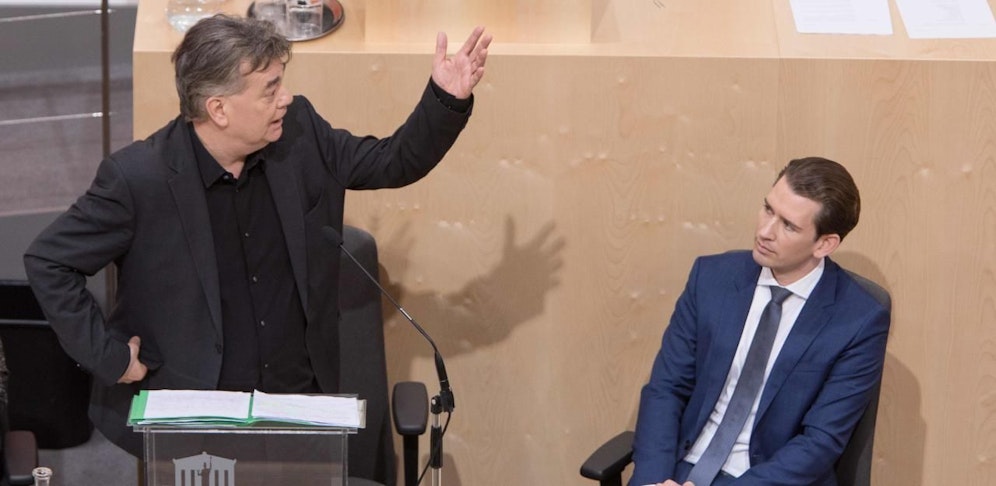 Vizekanzler Werner Kogler (l.) und Kanzler Sebastian Kurz (r.) wollen in Krems das weitere Vorgehen besprechen.