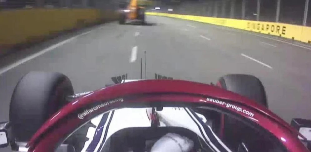 Im letzten Moment konnte Antonio Giovinazzi dem Bergungsfahrzeug noch ausweichen. 