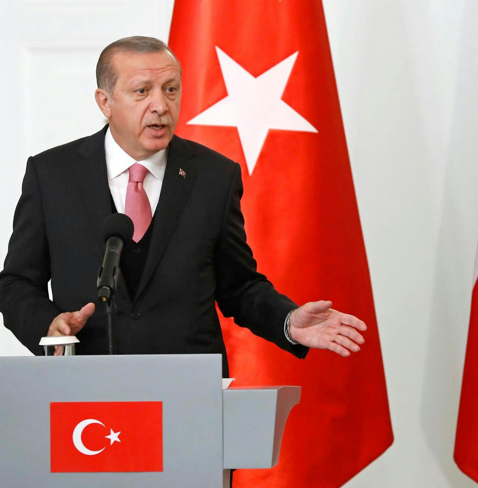 Türkeis Präsident Erdogan wettert gegen die USA.