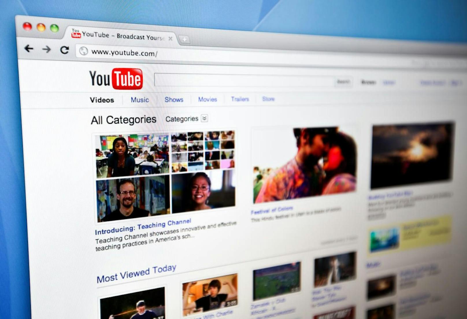 YouTube testet Thumbnails, die automatisch generiert werden. Ohne dass die Video-Urheber darauf Einfluss nehmen können.