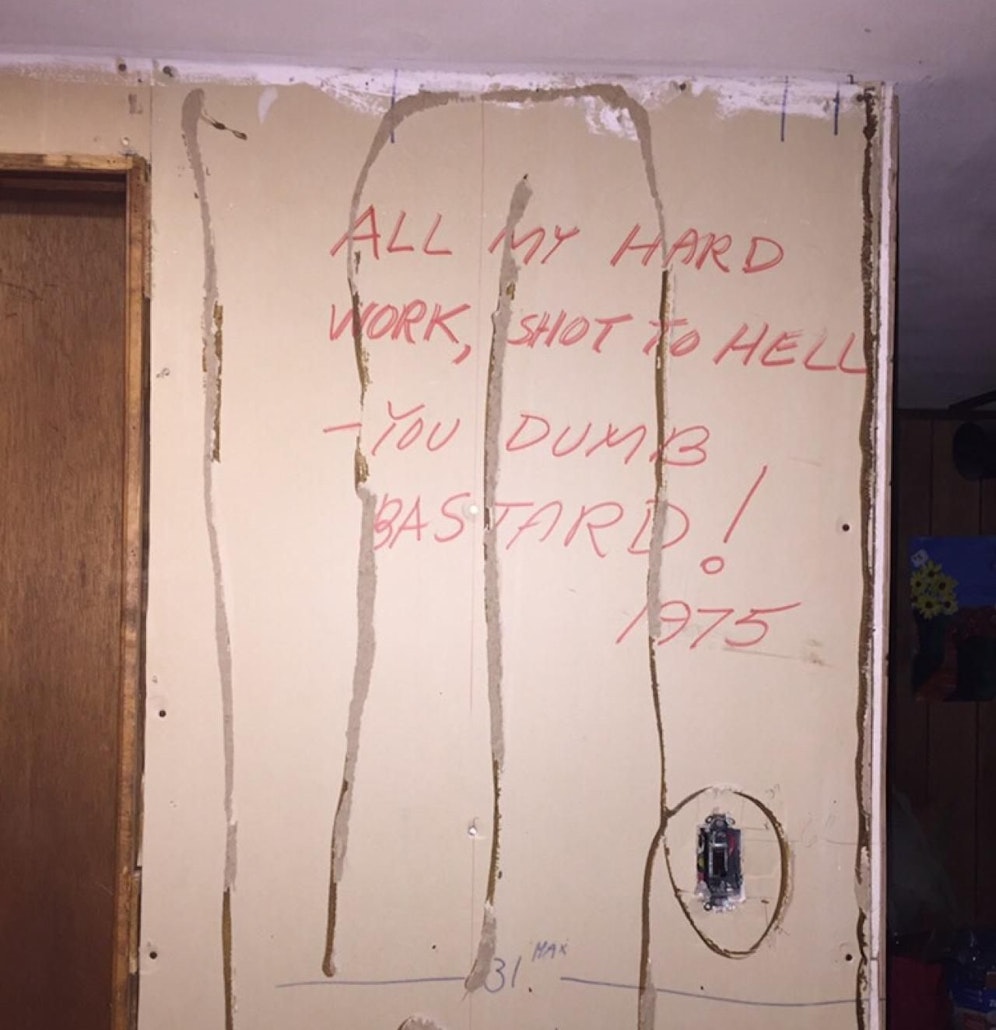 Die späte Rache eines verstorbenen Häuslebauers begeistert das Internet.