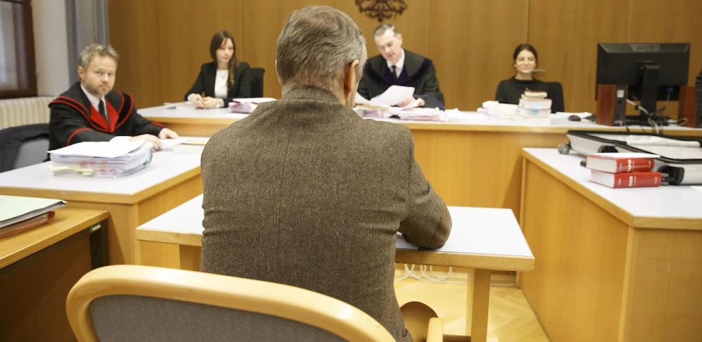 Dr. L. bei seinem Prozess im Jahr 2017. Der Suizid seines Nachbarn könnte ein Mord gewesen sein.