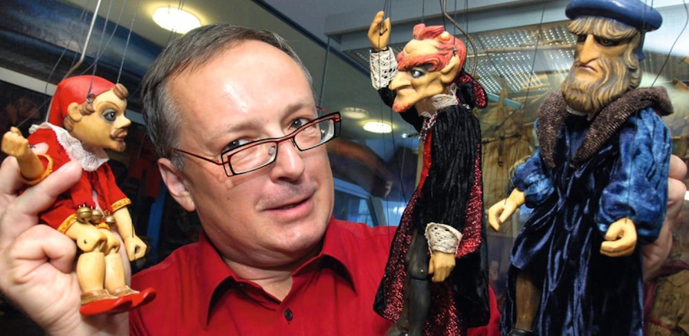 Große Trauer um Puppentheaterlegende Olaf Bernstengel.