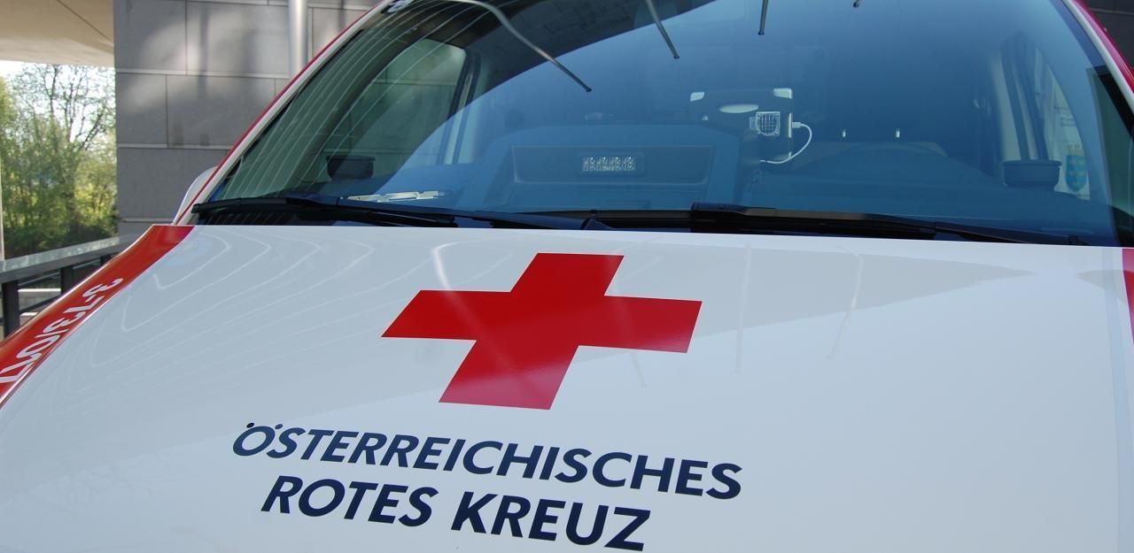 Heute.at - Maibaum-Wache: Bursche überfuhr Mann mit Auto