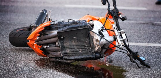 Bei Motorradunfällen in Niederösterreich sind am Pfingstmontagnachmittag vier Menschen verletzt worden. 