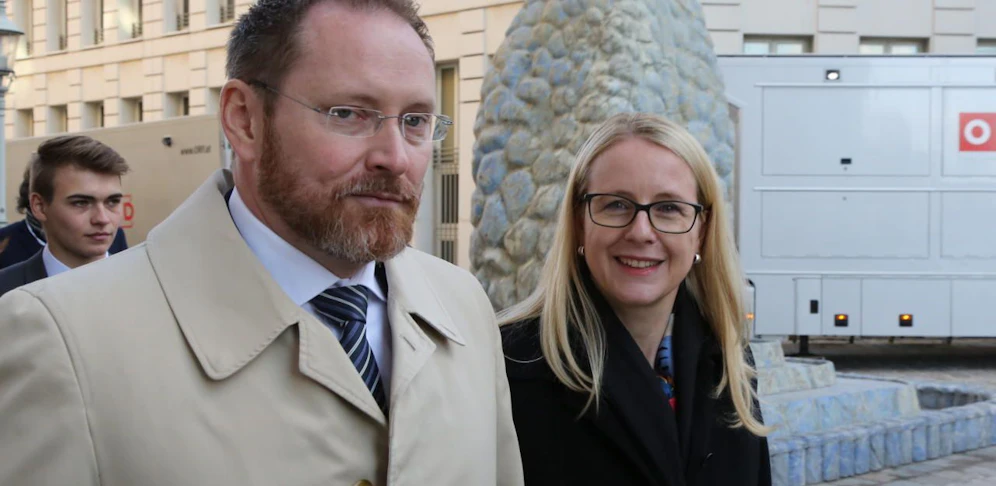 Die neue Wirtschaftsministerin Margarete Schramböck und ihr Verlobter Marcel K.